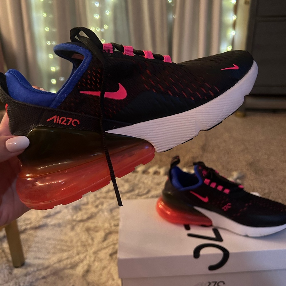 Nike Airmax 270- Bright Crimson, Racer Blue